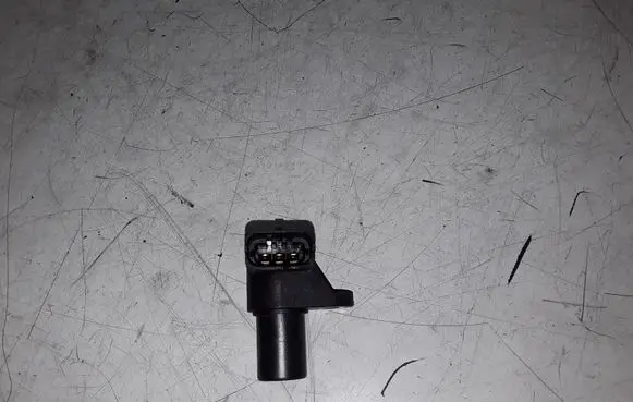 Hyundai Santa Fe Camshaft position sensor 3930027000