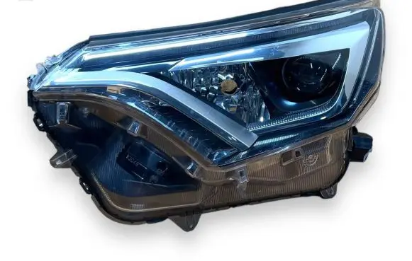 Toyota RAV 4 (XA40) Headlight/headlamp W3049