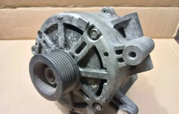 Porsche Cayenne (9PA) Generator/alternator 94860301504 LR1190915