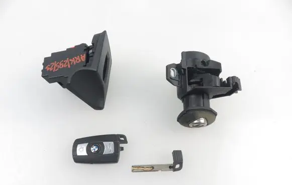 BMW 3 E90 E91 Ignition lock 6954720 10862510 7167321