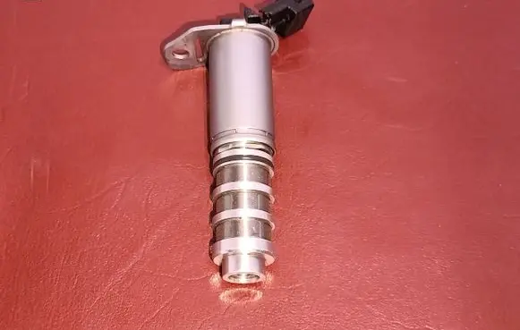 BMW 3 F30 F35 F31 Camshaft vanos timing valve 8605123 11368605123