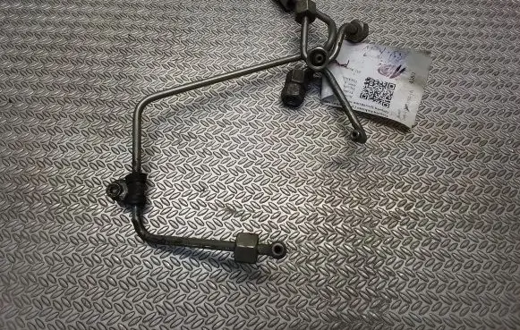 Renault Trafic II (X83) Fuel injector supply line/pipe 