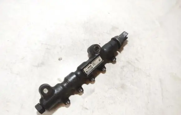 Mazda 3 I Fuel main line pipe 9648580880