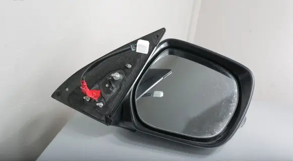 Toyota Land Cruiser (J150) Front door electric wing mirror