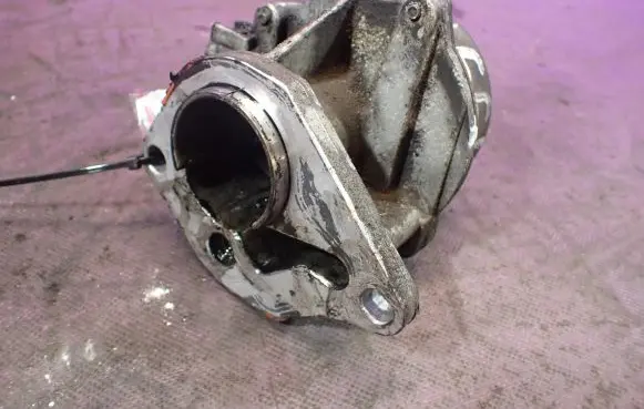 Renault Kangoo I Vacuum pump 8200113585