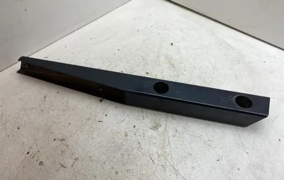 Audi A2 Fender mounting bracket 8Z0805091A