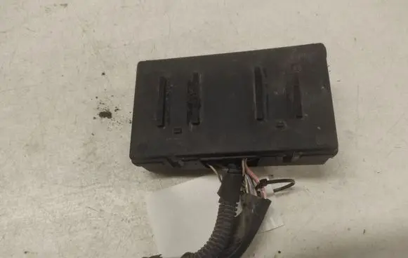 Peugeot 407 Relay mounting block 9632229480 97086100
