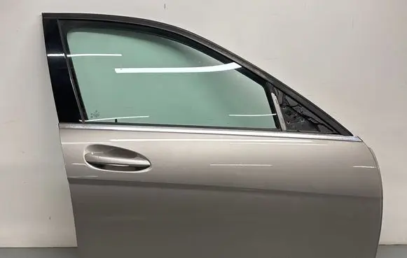 Mercedes-Benz C W204 Front door