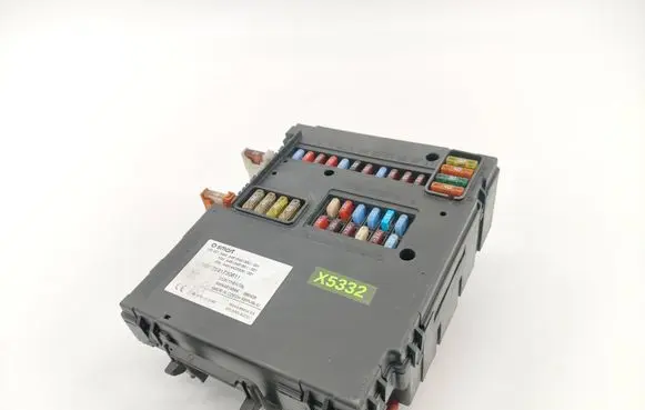 Smart ForTwo II Fuse module A4515401850
