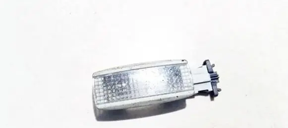 Volkswagen PASSAT B5 Other interior light 3b0947113