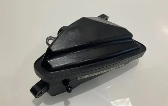 Mercedes-Benz E W211 Intake resonator A6421400087 6421400087