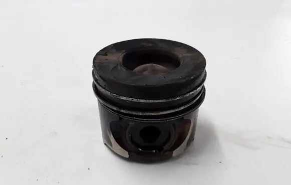Renault Megane II Piston with connecting rod PKRN407601DA