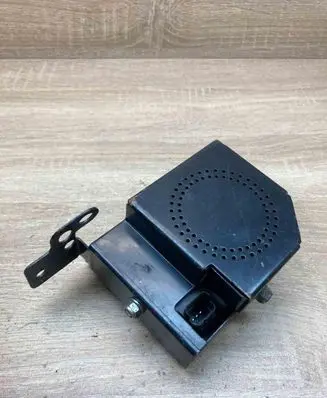 Land Rover Discovery 3 - LR3 Horn signal 7H2219G229AA