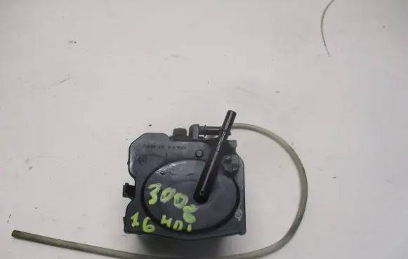 Peugeot 3008 I Fuel filter housing 