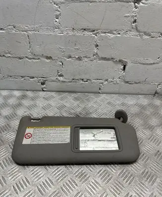 Toyota RAV 4 (XA30) Sun visor