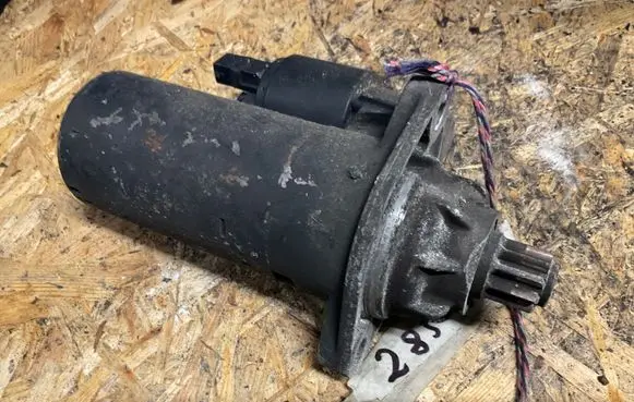 Seat Alhambra (Mk1) Starter motor 0001125018
