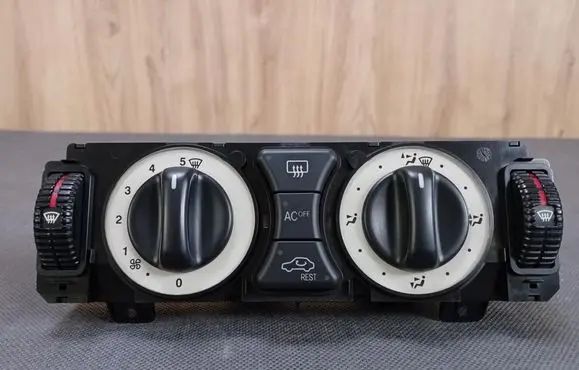 Mercedes-Benz SLK R170 Climate control unit 1708301185 A1708301185