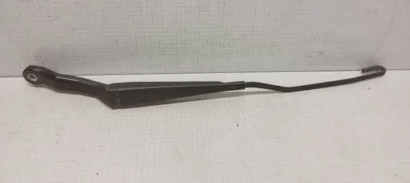 Peugeot 206 Front wiper blade arm