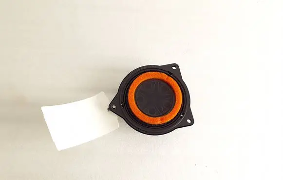 Maserati Levante Front door high frequency speaker 670002118