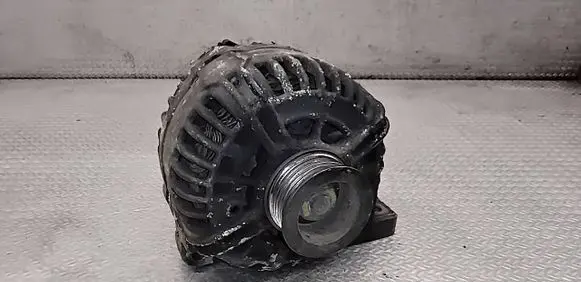 Volvo XC90 Generator/alternator 0124625001 8637849