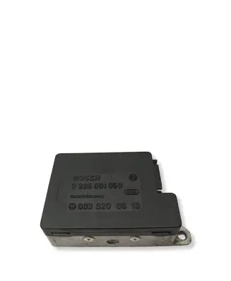 Mercedes-Benz E W124 Airbag control unit/module 0038200610 0285001050