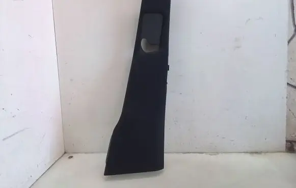 (B) pillar trim (top)