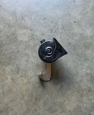BMW X2 U10 Horn signal 8496203