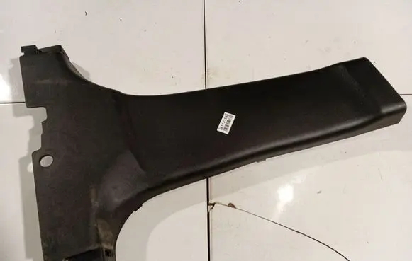 Hyundai ix35 (D) pillar trim (bottom) 858462Y000