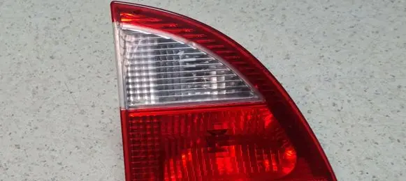 Ford Galaxy Tailgate rear/tail lights 7M5945093B