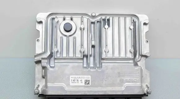 BMW 4 G22 G23 G24 G26 Engine control unit/module 5A57781
