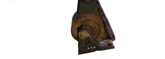 Nissan X-Trail T30 Engine mount bracket NOCODE