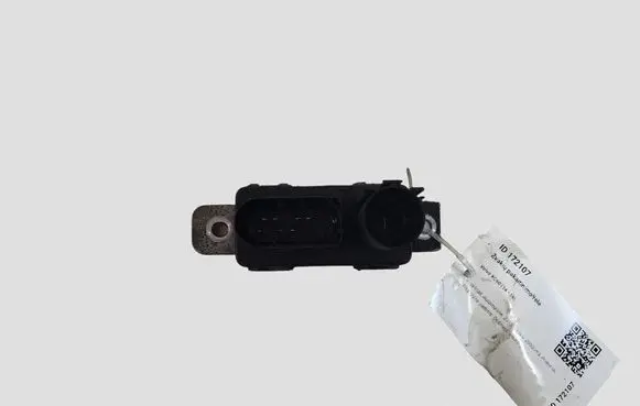 Volvo XC60 Glow plug pre-heat relay 31431776 0281003145