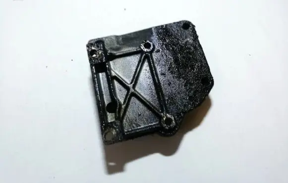 Peugeot 307 Engine mounting bracket 9636693680