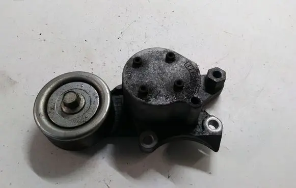Toyota Land Cruiser (J150) Generator/alternator belt tensioner 575082