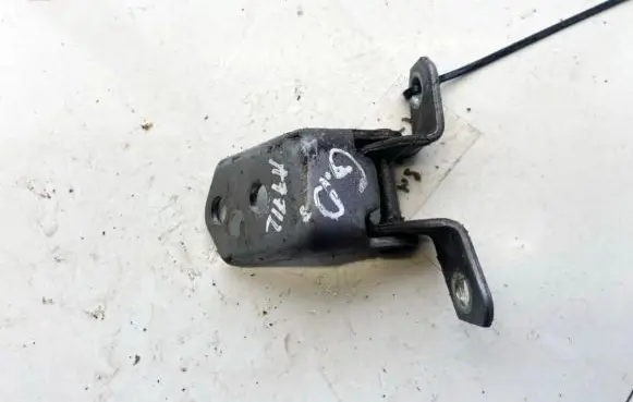 Mazda 3 I Rear door lower hinge