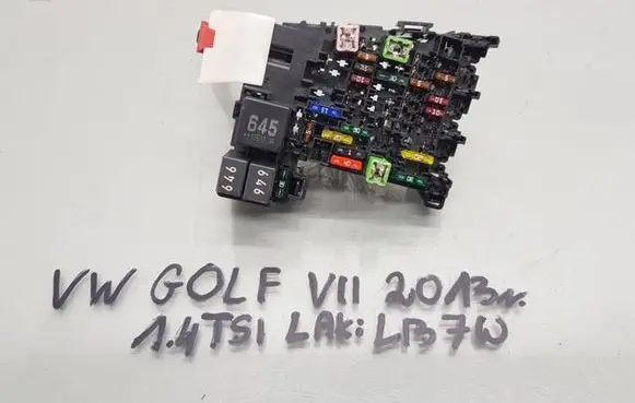 Volkswagen Golf VII Fuse box set