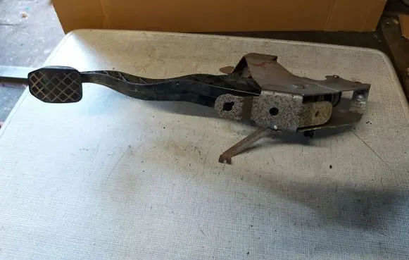 Volkswagen Multivan T6 Clutch pedal 7E1721059E