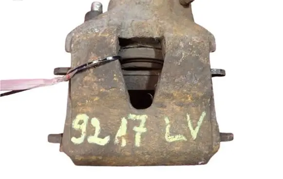 Skoda Octavia Mk2 (1Z) Front brake caliper