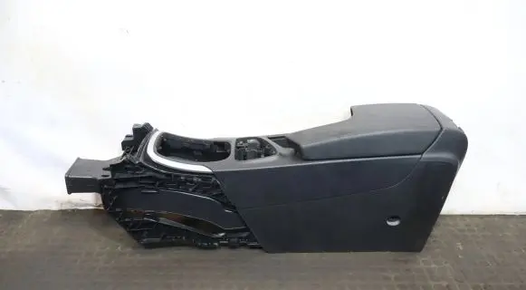 Opel Insignia A Center console