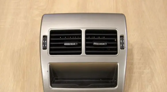 Jaguar XF X250 Rear air vent grill 