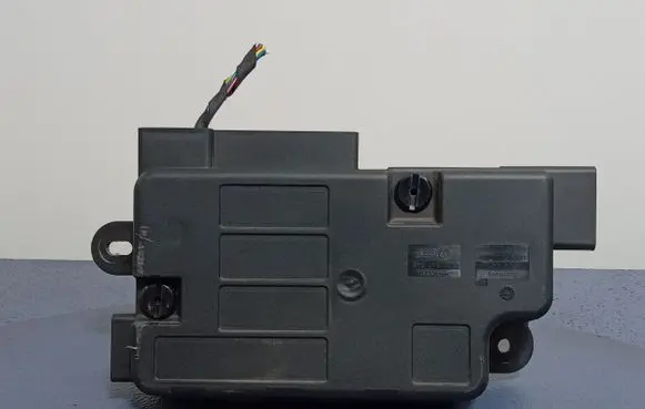 Volkswagen PASSAT B6 Fuse box set 3C0937548
