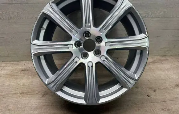 R20 alloy rim