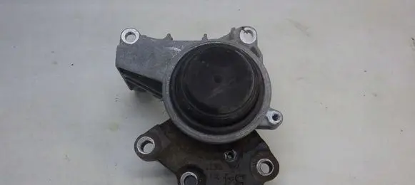 Renault Kadjar Gearbox mounting bracket 1608051
