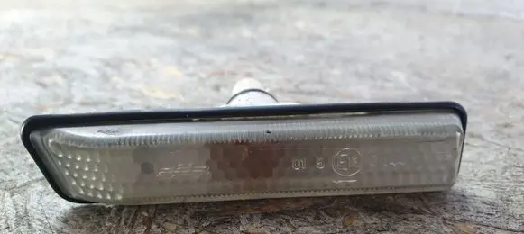 BMW X5 E53 Front fender indicator light
