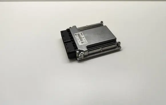 BMW 5 E60 E61 Engine control unit/module 7811151 0281015130 DDE7811151