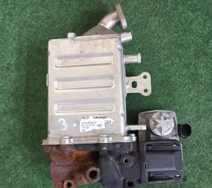 Volkswagen Crafter EGR valve 04L131512CG