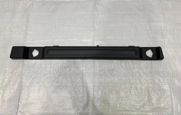 Land Rover Discovery 5 Other trunk/boot trim element FK7246066B