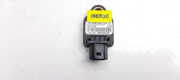 Dodge Caliber Airbag deployment crash/impact sensor P04672311AA M6900
