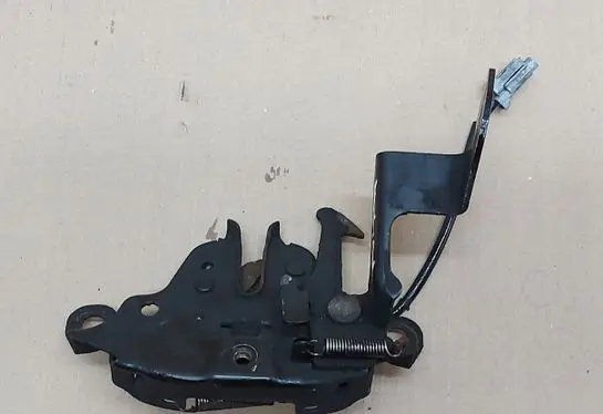 Nissan Pulsar Engine bonnet/hood lock/catch