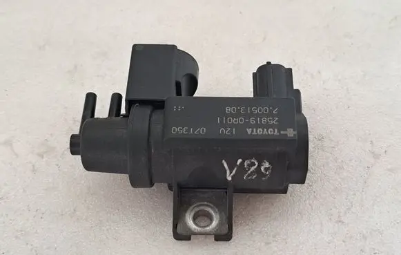 Toyota Corolla Verso AR10 Vacuum valve 258190R011